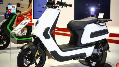 國產精品,2020款小牛電動車,外觀時尚小巧,適合代步通勤